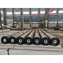 土工膜材料廠家供應(yīng)8米寬2.0mm厚HDPE